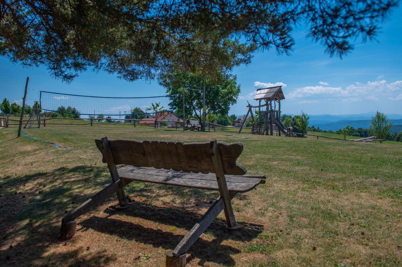 Holiday Home Ernest Zelezni With Hot Tub Ivancna Gorica Экстерьер фото